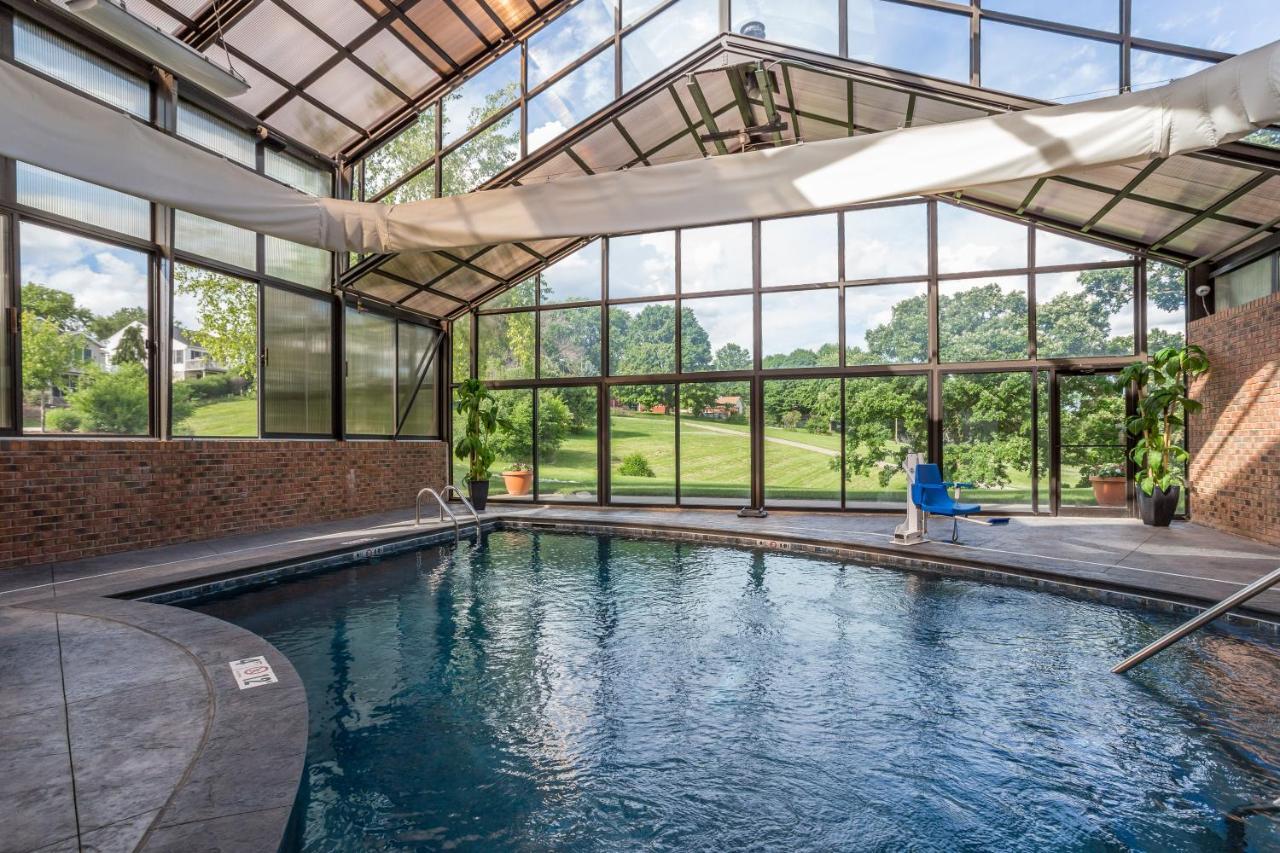 River View Lodge Le Claire 外观 照片