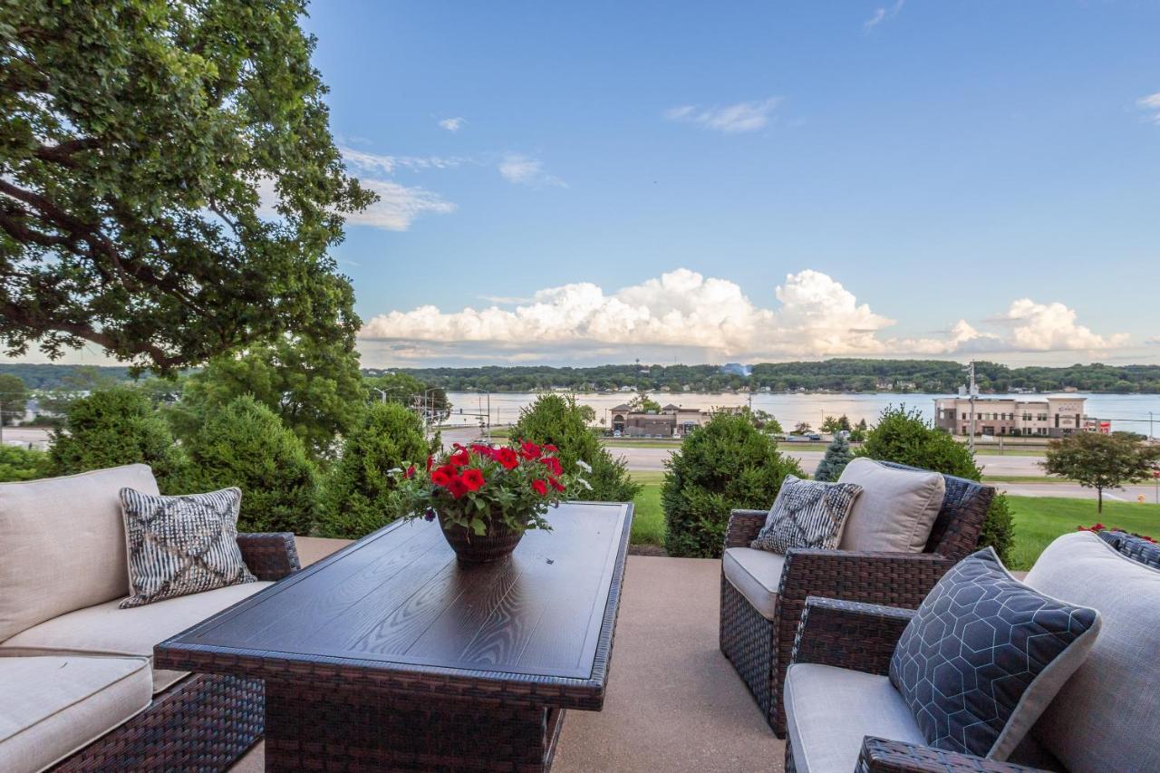 River View Lodge Le Claire 外观 照片